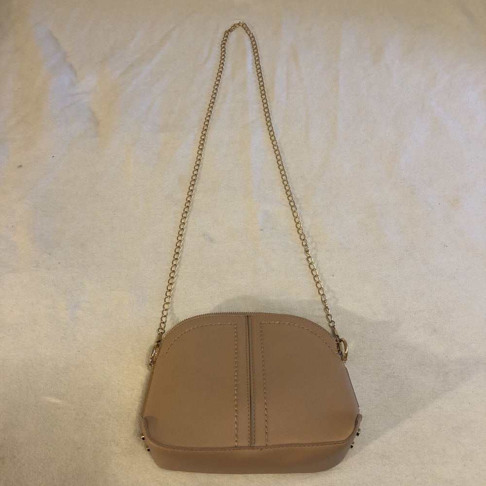 Miztique Crossbody Purse, Light Mauve, Gold Hardware.